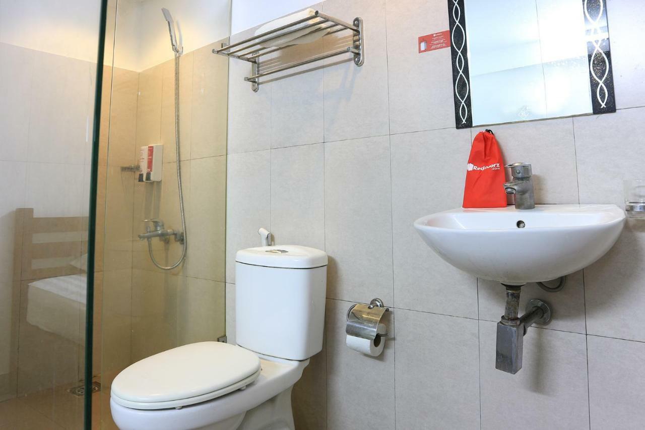 Hotel Reddoorz Near Gia Dinh International Hospital à Hô Chi Minh-Ville Extérieur photo