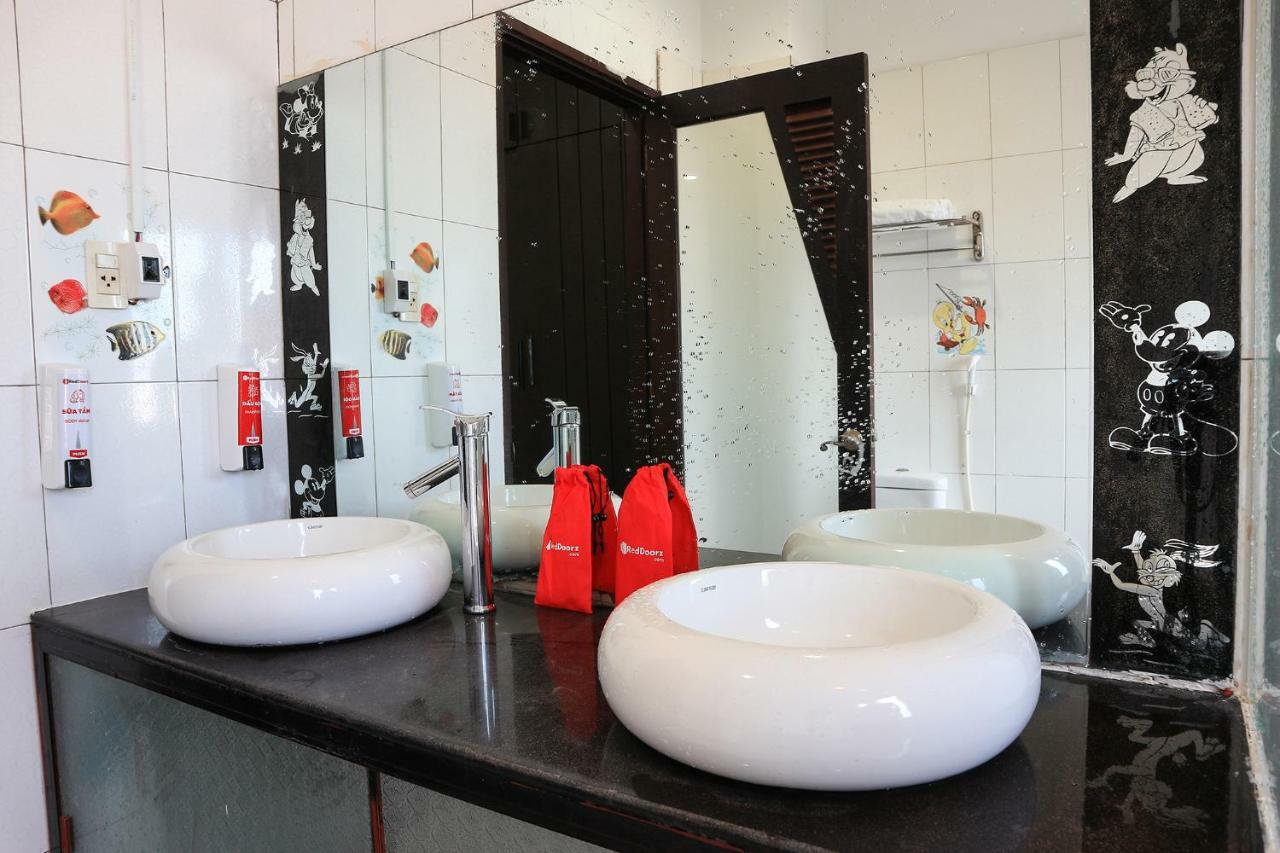 Hotel Reddoorz Near Gia Dinh International Hospital à Hô Chi Minh-Ville Extérieur photo
