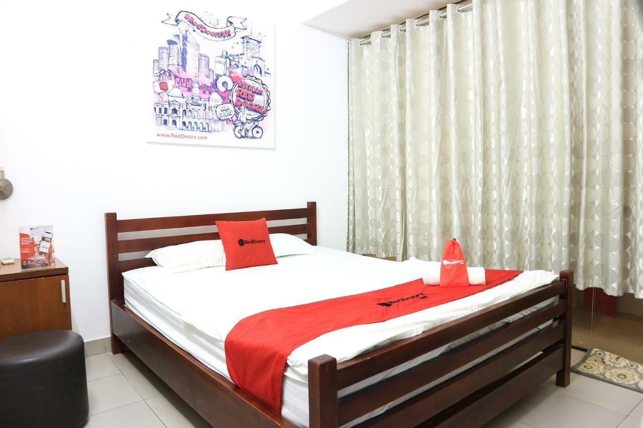Hotel Reddoorz Near Gia Dinh International Hospital à Hô Chi Minh-Ville Extérieur photo